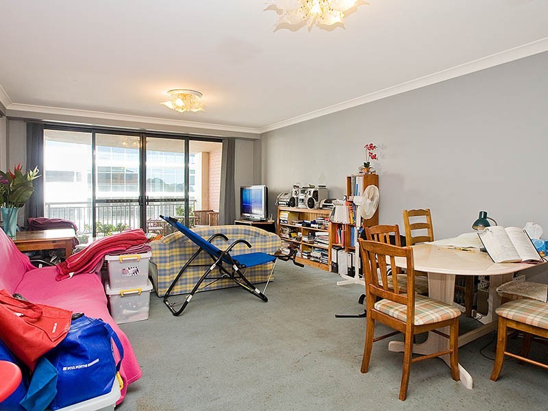 13 / 8-10 The Avenue, Hurstville NSW 2220