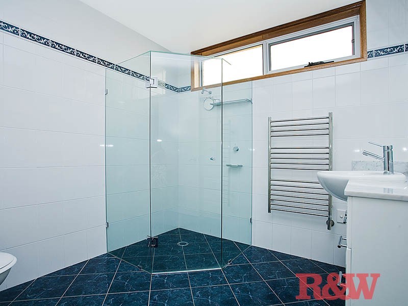 39 Keith Street, Peakhurst NSW 2210