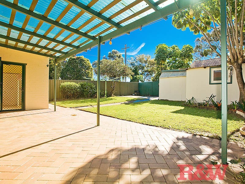 30 Kemp Street, Mortdale NSW 2223