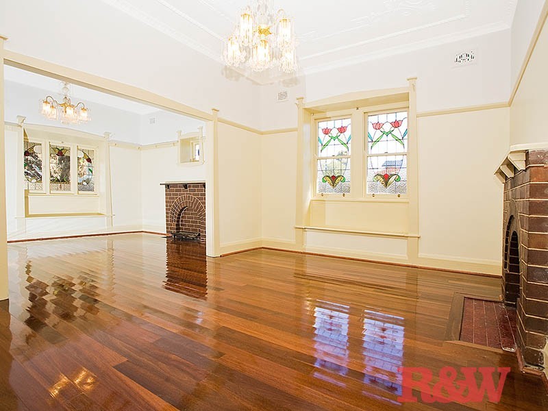 30 Kemp Street, Mortdale NSW 2223