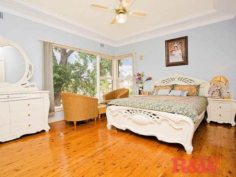 40 Delves Street, Mortdale NSW 2223