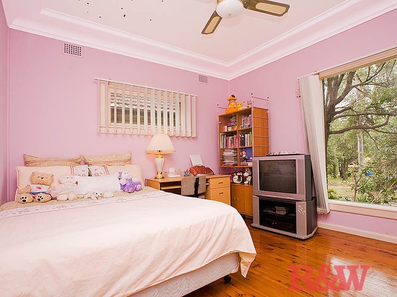 40 Delves Street, Mortdale NSW 2223