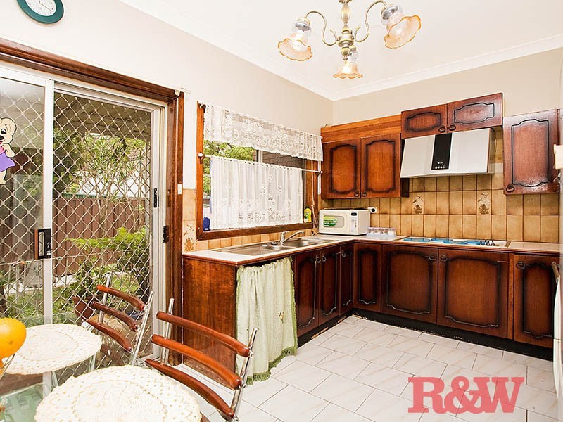 40 Delves Street, Mortdale NSW 2223