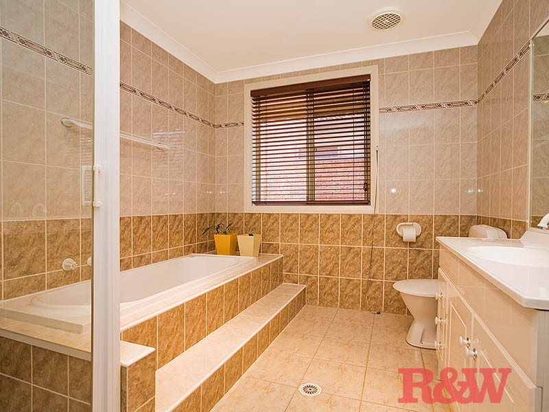 30b Park Street, Peakhurst NSW 2210