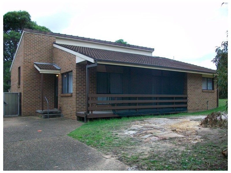 2 Court Place, Menai NSW 2234