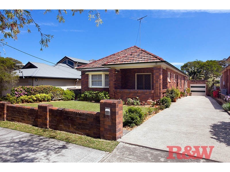 12 Baker Street, Oatley NSW 2223