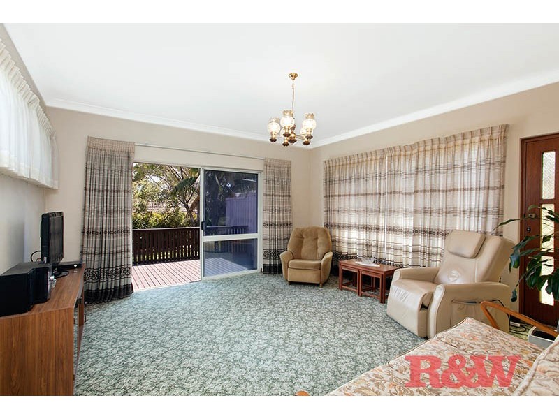 12 Baker Street, Oatley NSW 2223