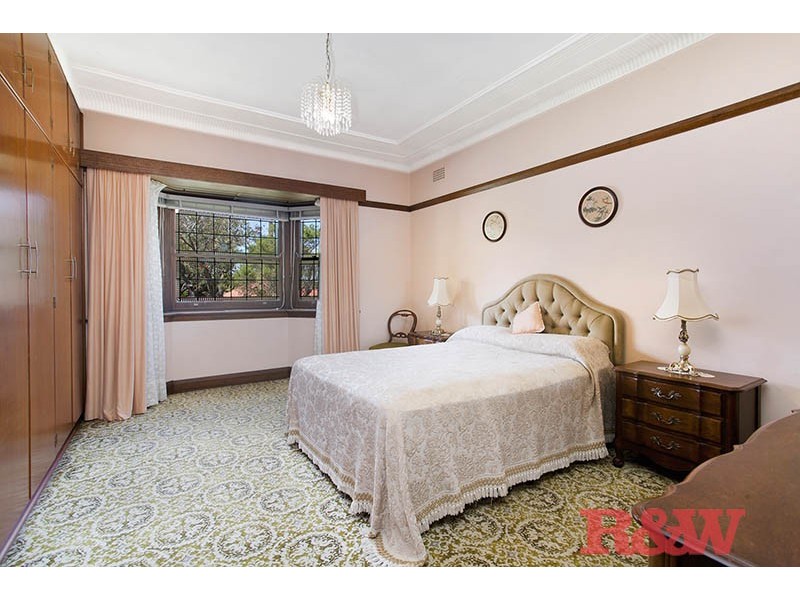 12 Baker Street, Oatley NSW 2223