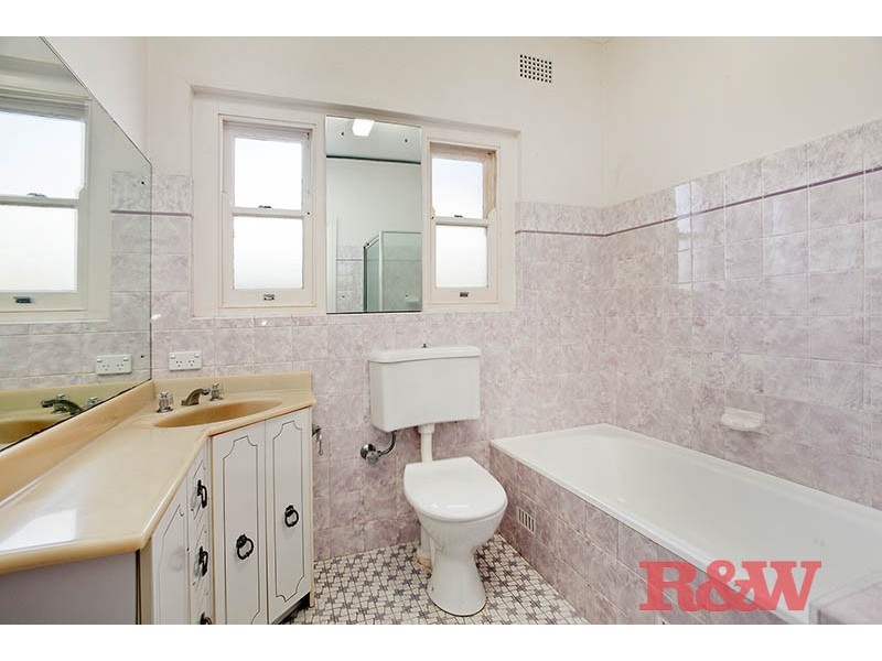 12 Baker Street, Oatley NSW 2223