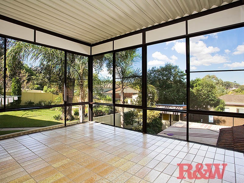 19 Trafalgar Street, Peakhurst NSW 2210