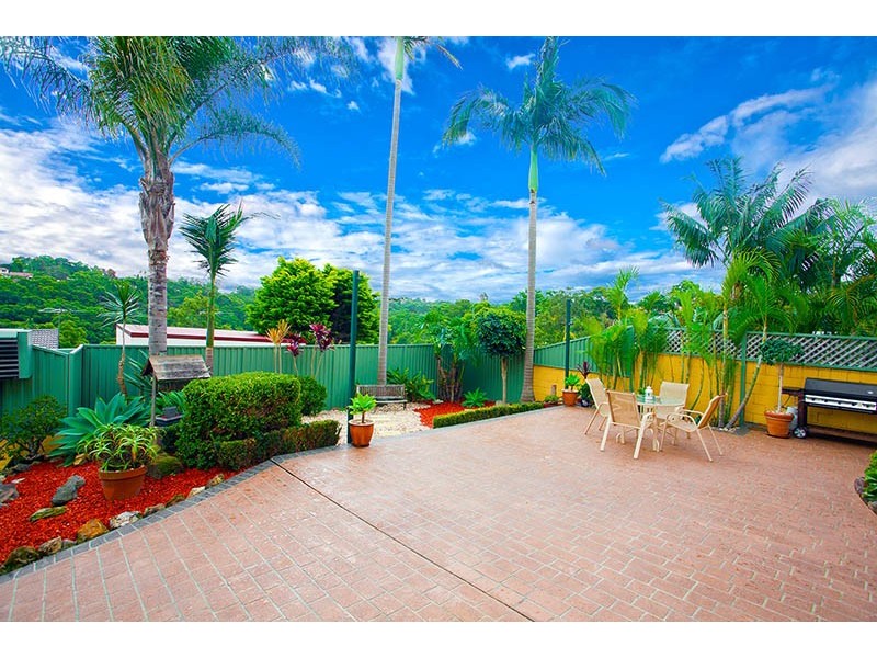 24 Vista Avenue, Peakhurst Heights NSW 2210