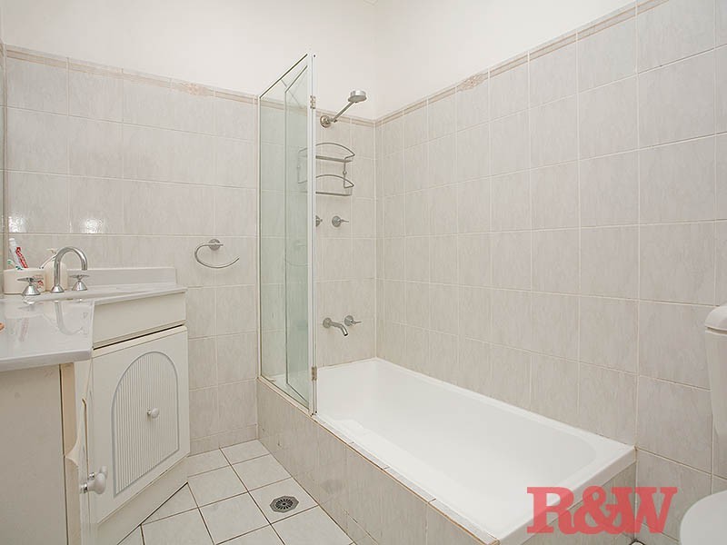 75 Baumans Road, Peakhurst NSW 2210