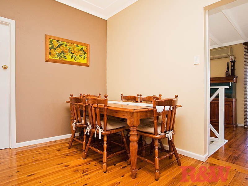 75 Baumans Road, Peakhurst NSW 2210