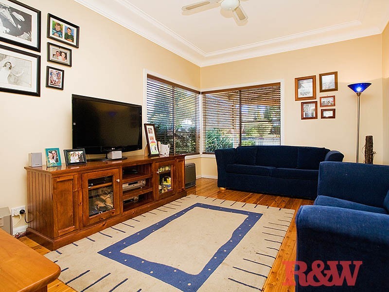 75 Baumans Road, Peakhurst NSW 2210