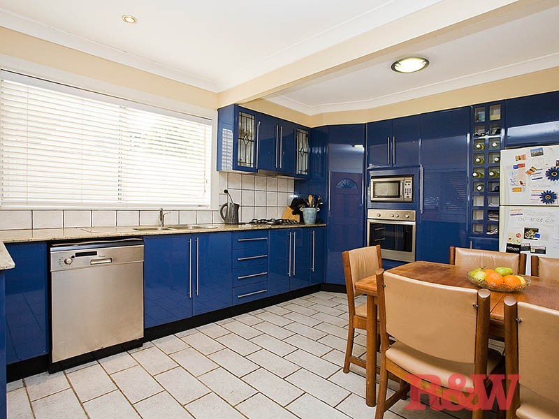 126 Boundary Road, Peakhurst NSW 2210