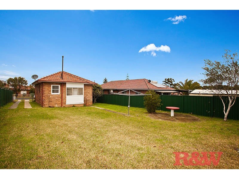 19 Kardella Crescent, Narwee NSW 2209