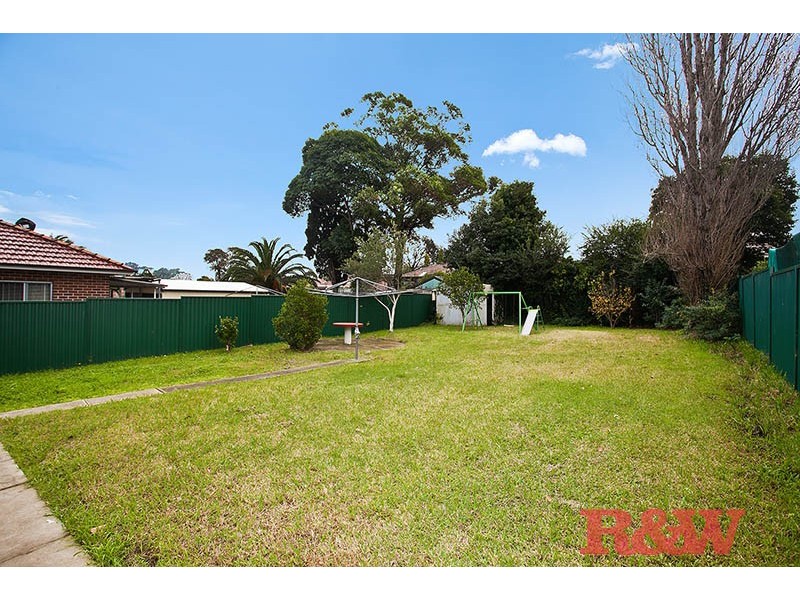 19 Kardella Crescent, Narwee NSW 2209