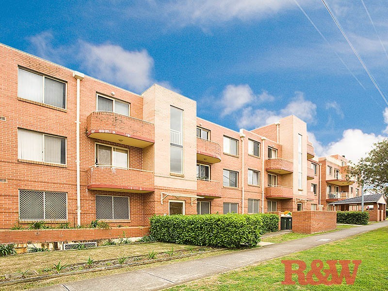 7/2-8 Short Road, Riverwood NSW 2210