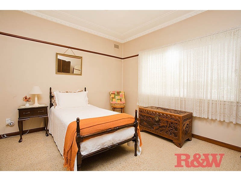 113 Baumans Road, Peakhurst NSW 2210