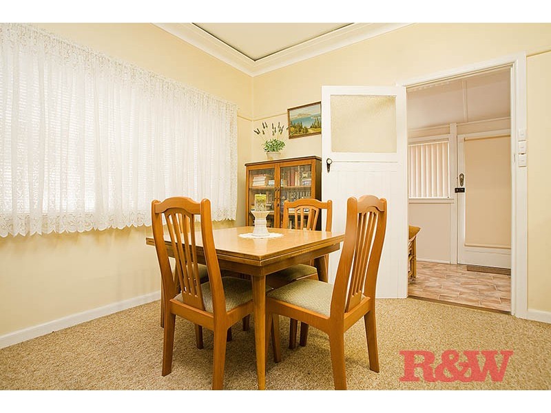 113 Baumans Road, Peakhurst NSW 2210