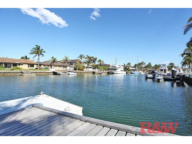 6 Goulburn Peninsula, Sylvania Waters NSW 2224