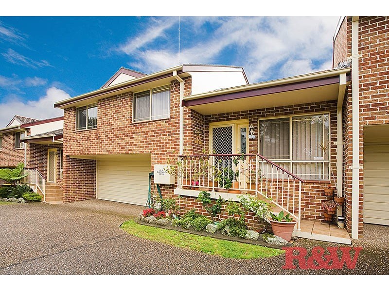 2/17 Elwin Street, Peakhurst NSW 2210