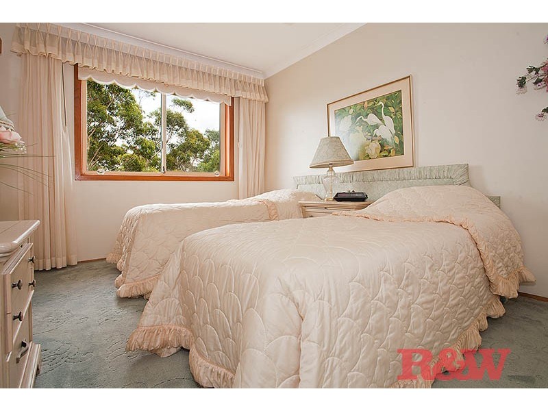 49 Allwood Crescent, Lugarno NSW 2210