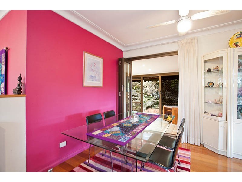 92 Boronia Parade, Lugarno NSW 2210