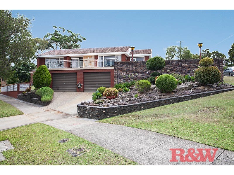 61 Lorraine Street, Peakhurst Heights NSW 2210