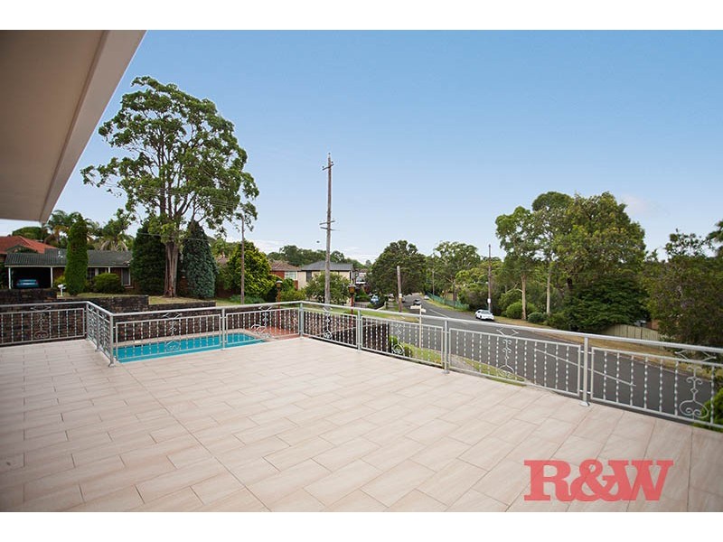 61 Lorraine Street, Peakhurst Heights NSW 2210