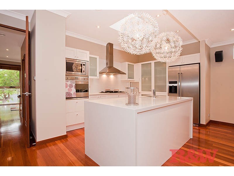 19 Vista Avenue, Peakhurst Heights NSW 2210