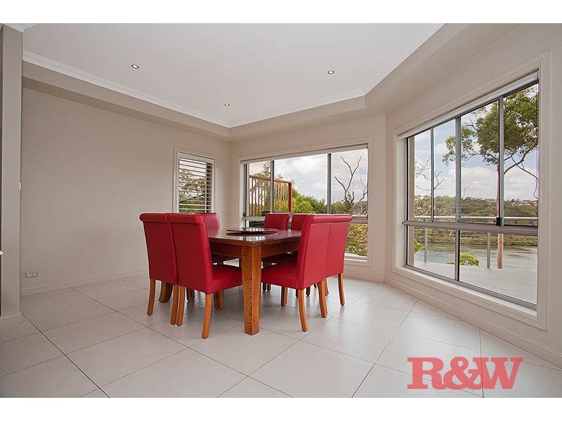 2 Tea Tree Place, Lugarno NSW 2210