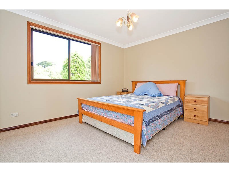 4 Thomson Avenue, Beverly Hills NSW 2209