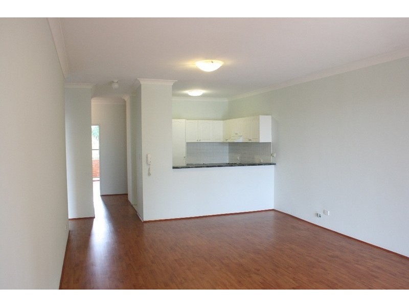 10/2-8 Short Road, Riverwood NSW 2210