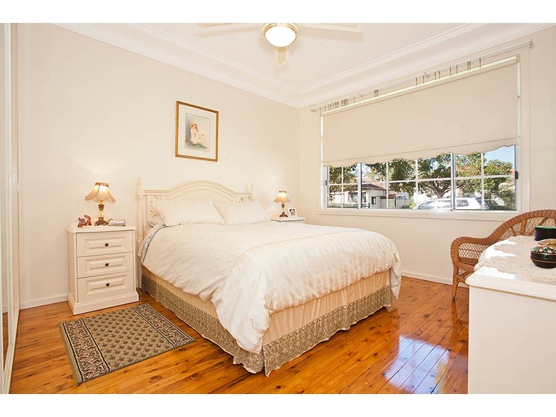 30 Orana Crescent, Peakhurst Heights NSW 2210