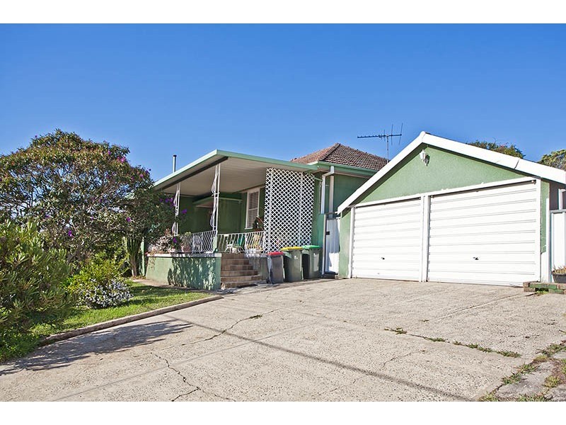 67 Trafalgar Street, Peakhurst NSW 2210