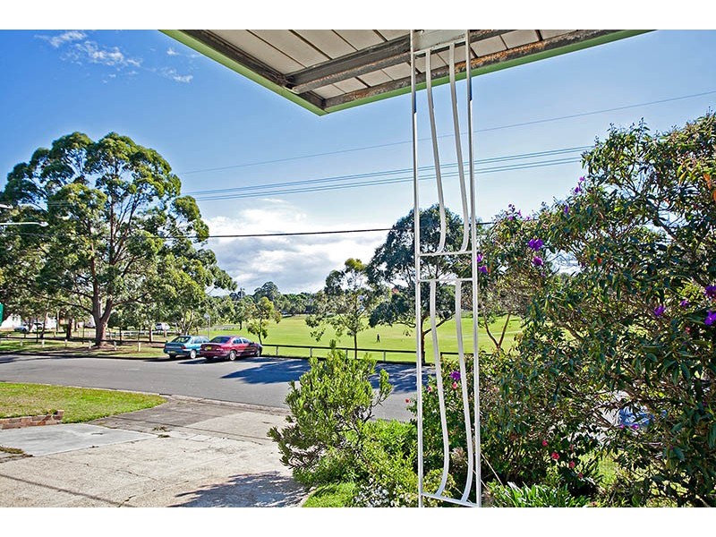 67 Trafalgar Street, Peakhurst NSW 2210