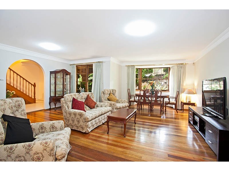 18 Maple Street, Lugarno NSW 2210