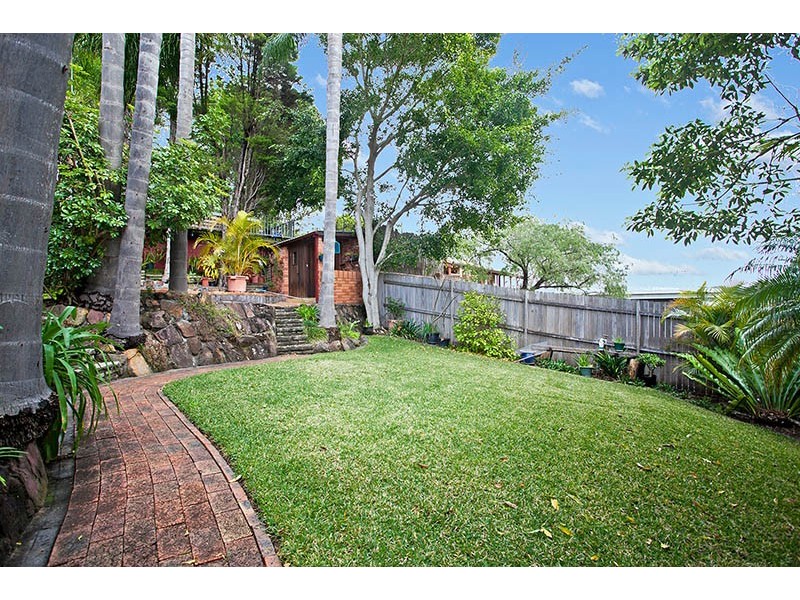 18 Maple Street, Lugarno NSW 2210