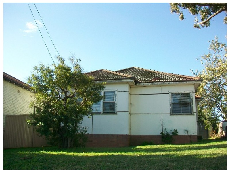 124 Boundary Road, Peakhurst NSW 2210