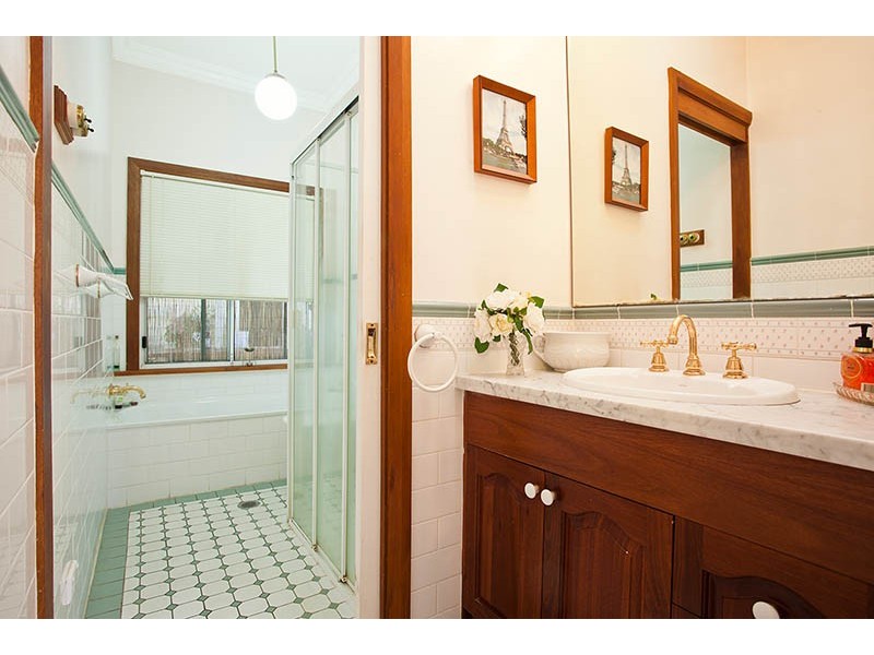 7 Queensbury Road, Penshurst NSW 2222