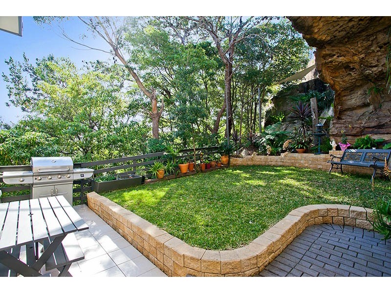 1 Woodlands Avenue, Lugarno NSW 2210