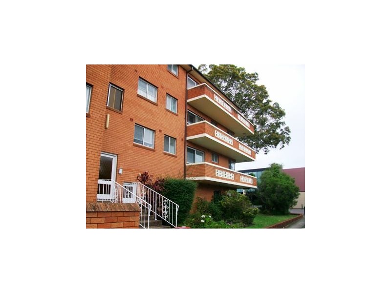 8/24A Macquarie Place, Mortdale NSW 2223