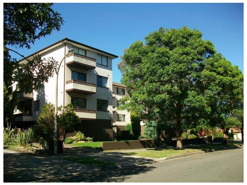 1/65 Station Street, Mortdale NSW 2223