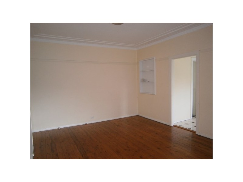 27 Roberts Road, Mortdale NSW 2223