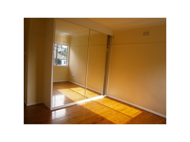 27 Roberts Road, Mortdale NSW 2223