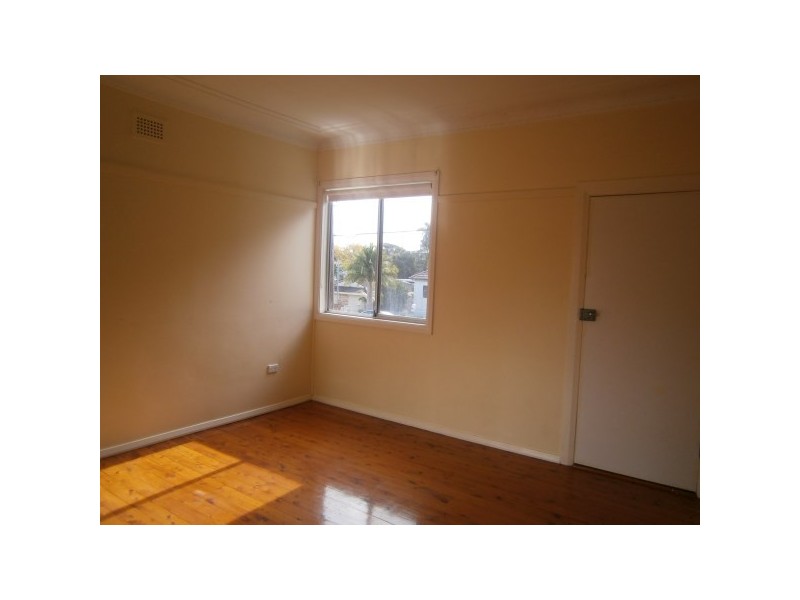 27 Roberts Road, Mortdale NSW 2223