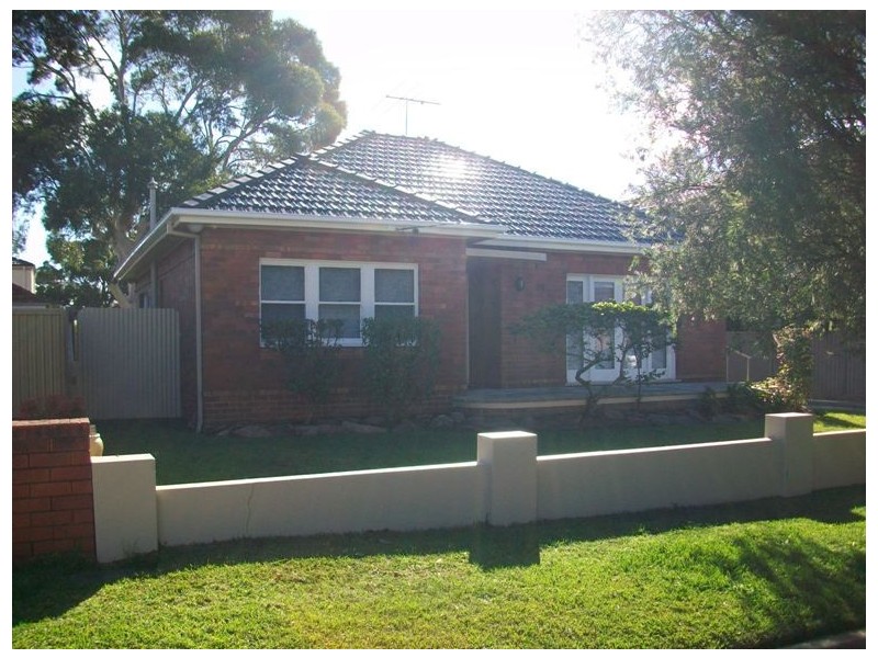 20 Read Street, Blakehurst NSW 2221