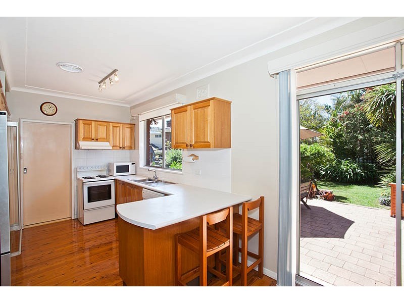 4 Byron Street, Peakhurst Heights NSW 2210