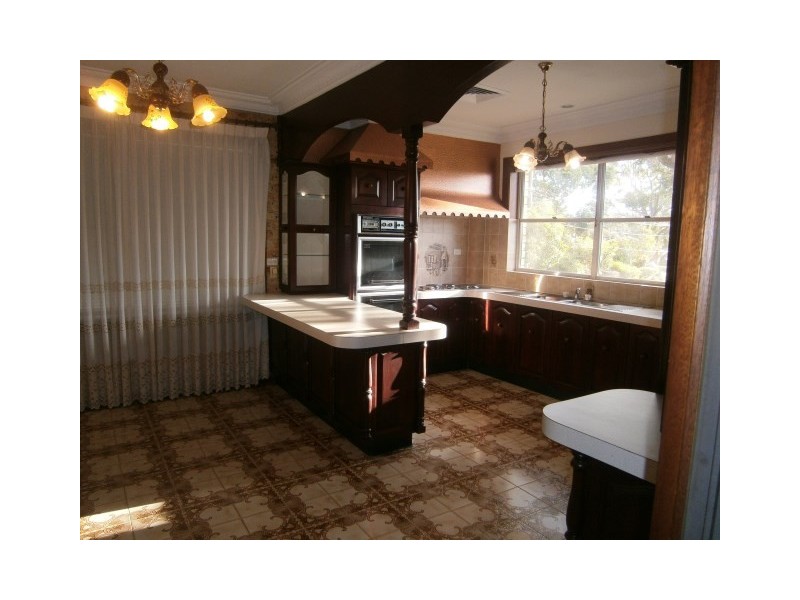 190 Lorraine Street, Peakhurst Heights NSW 2210